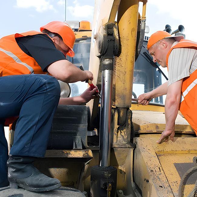 Basé à Trois-Rivières, le garage Mécanique Diesel TR est spécialisé dans la réparation de machinerie lourde.